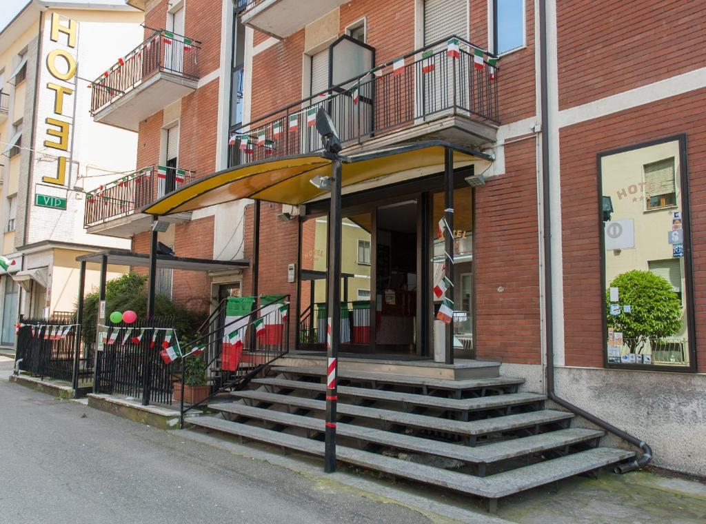 Vip Hotel ピアチェンツァ エクステリア 写真