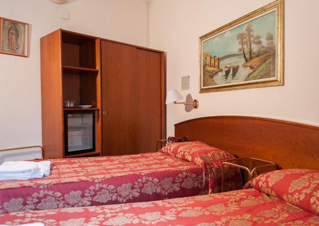 Vip Hotel ピアチェンツァ 部屋 写真
