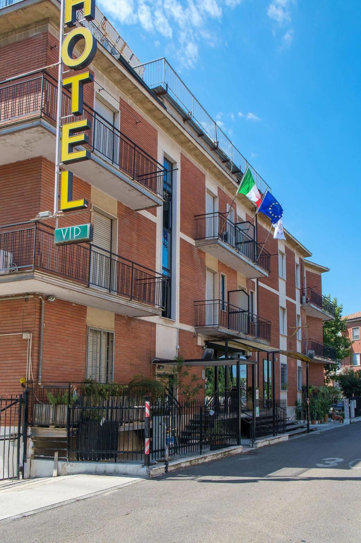 Vip Hotel ピアチェンツァ エクステリア 写真